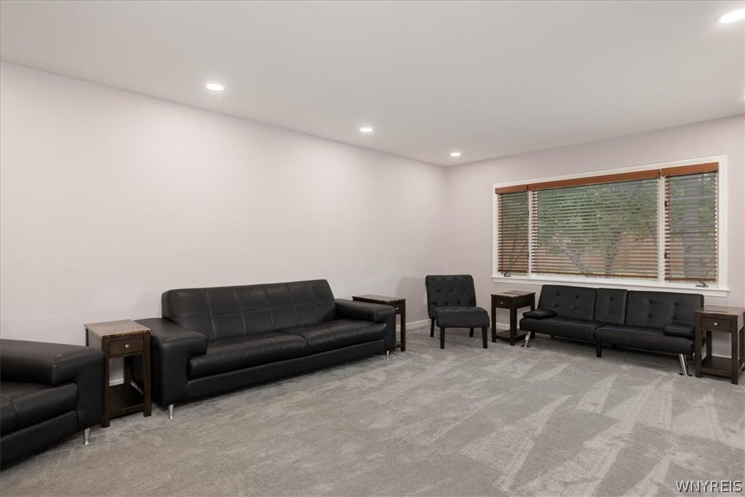 515 N Forest Road