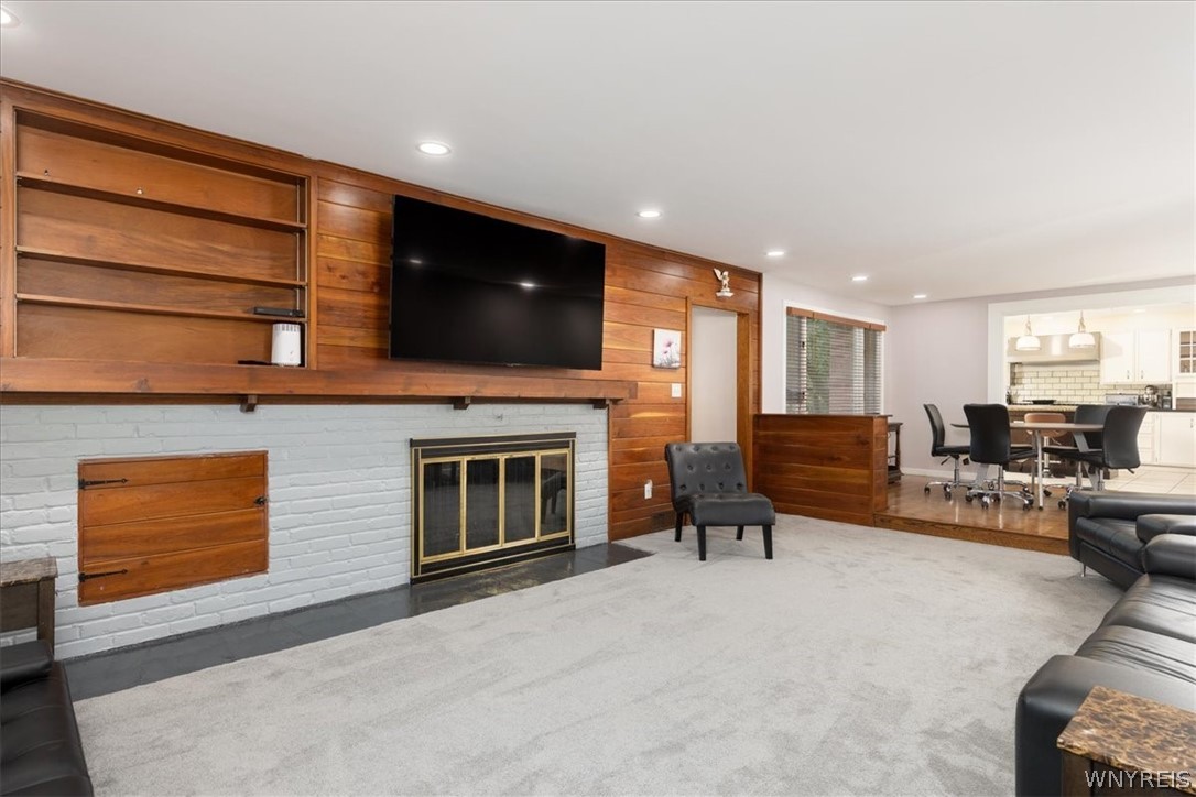 515 N Forest Road