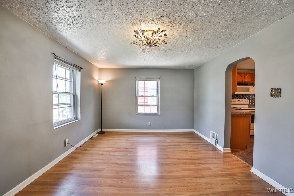 97 Chapel Avenue, Cheektowaga, New York image 16