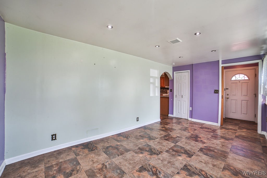97 Chapel Avenue, Cheektowaga, New York image 24