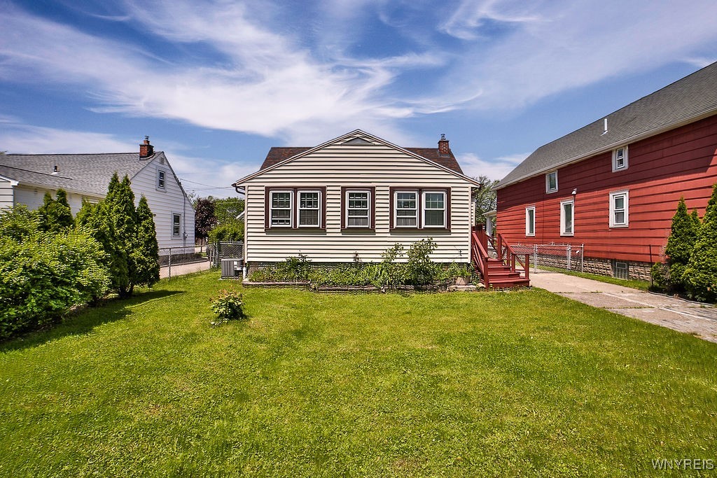 97 Chapel Avenue, Cheektowaga, New York image 12