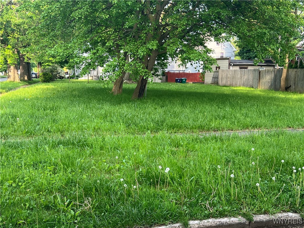 215 58th Street, Niagara Falls, New York image 1