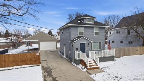 Photo for 4596 Broadway