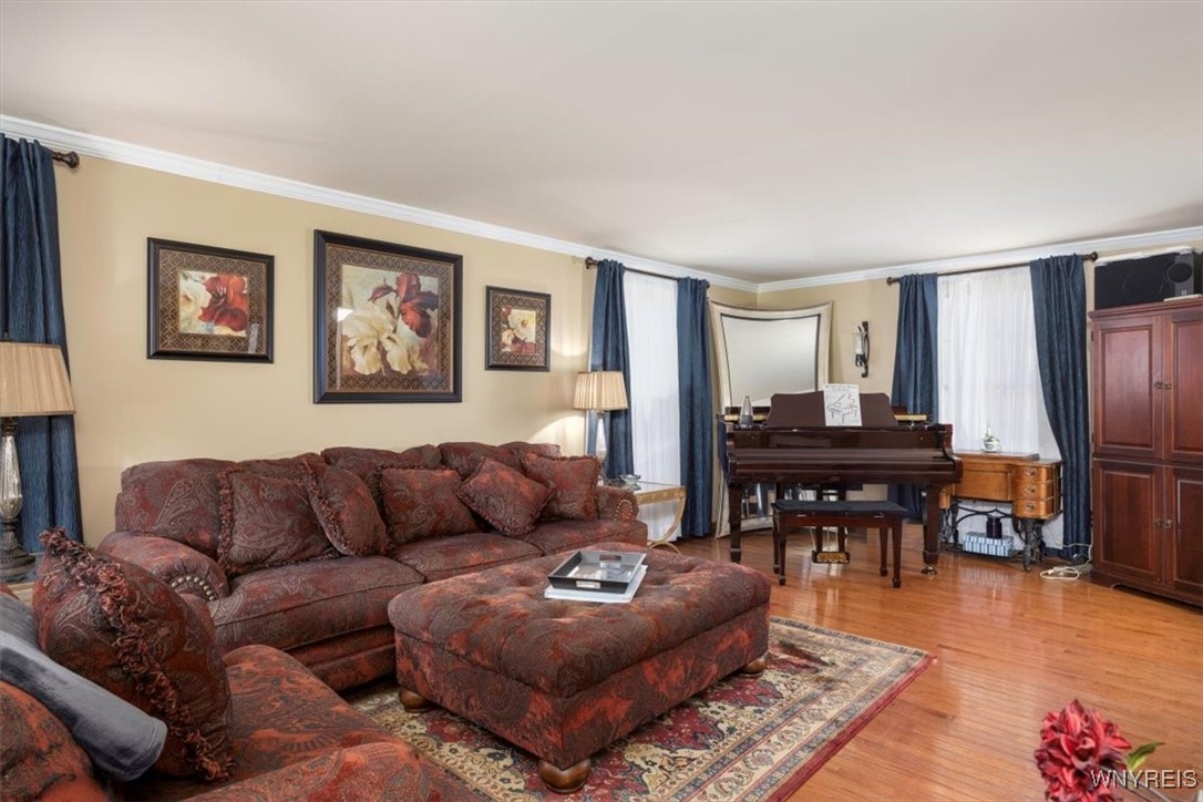 33 Tanglewood Drive, Orchard Park, New York image 5