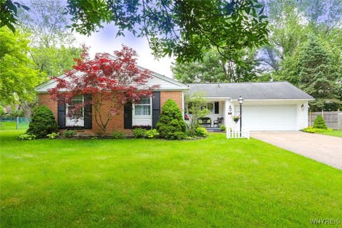 Photo for 92 Bridle Path