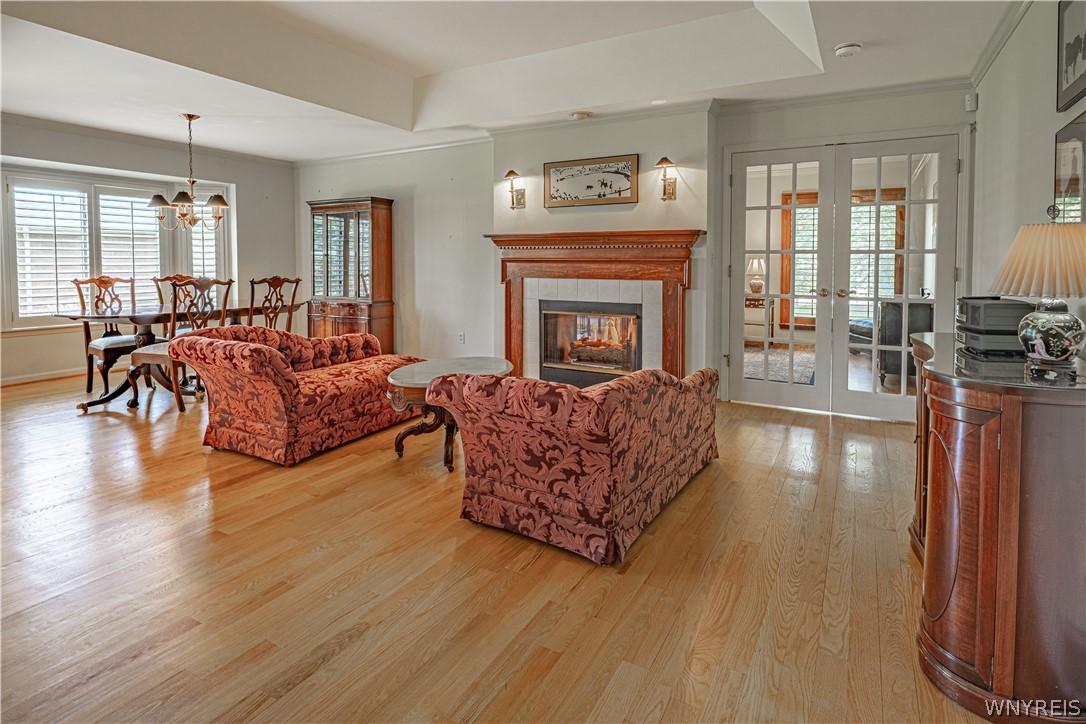 9 Saint Charles Ct