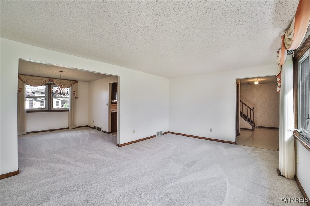 99 Brookpark Drive, Amherst, New York image 10