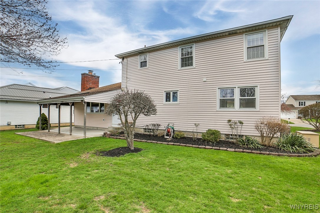 99 Brookpark Drive, Amherst, New York image 3