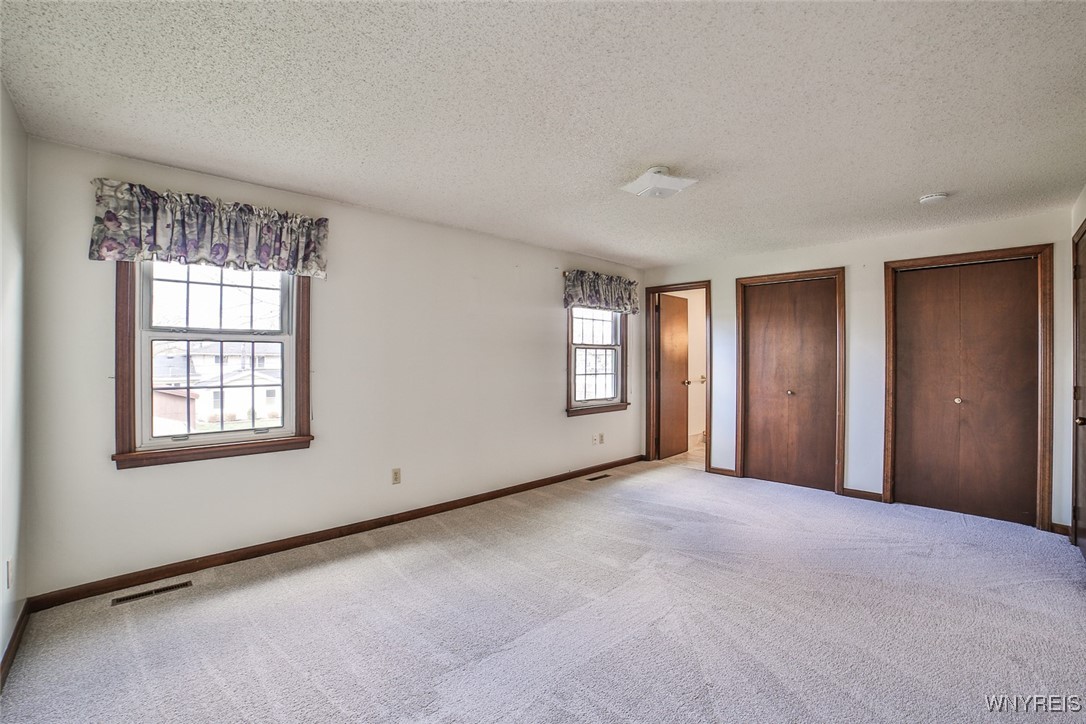 99 Brookpark Drive, Amherst, New York image 23