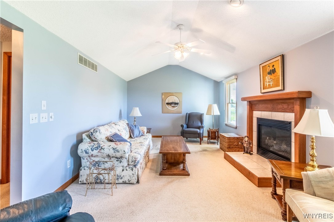 8881 Michael Douglas Drive, Clarence, New York image 21