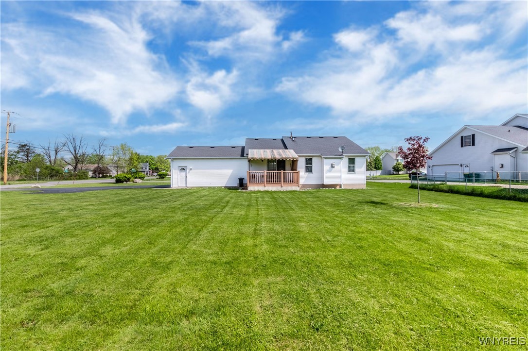 8881 Michael Douglas Drive, Clarence, New York image 37