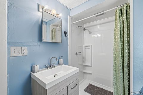 Tiny photo for 1341 Ashland Avenue, Niagara Falls, NY 14301 (MLS # B1685000)