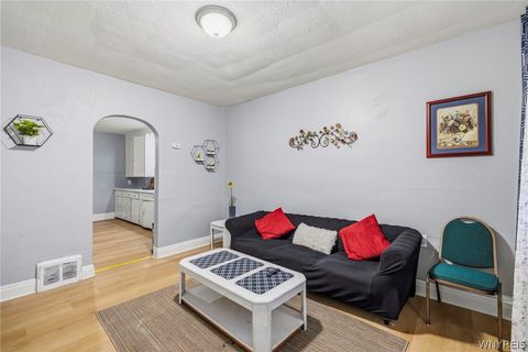Tiny photo for 1341 Ashland Avenue, Niagara Falls, NY 14301 (MLS # B1685000)