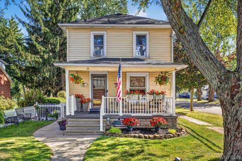 Photo of 38 Laverack Avenue, Lancaster, NY 14086 (MLS # B1703903)