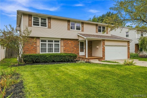 Photo of 188 Ranch Trail TRL, Amherst, NY 14221 (MLS # B1709431)
