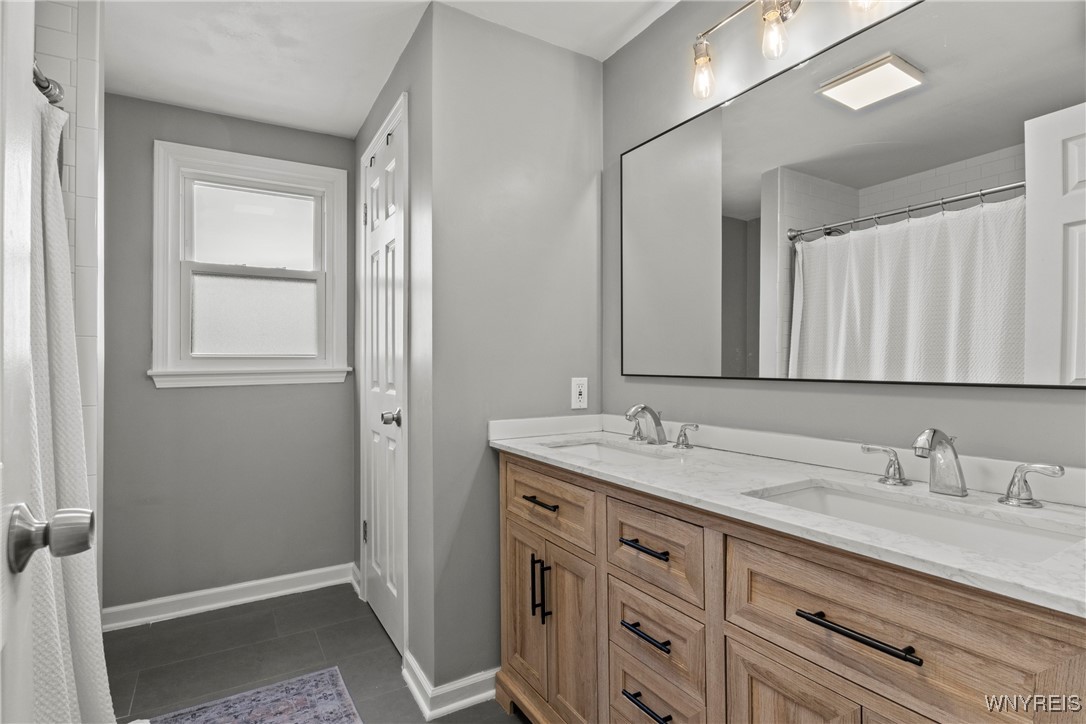 11 Jeffrey Drive, Grand Island, New York image 25