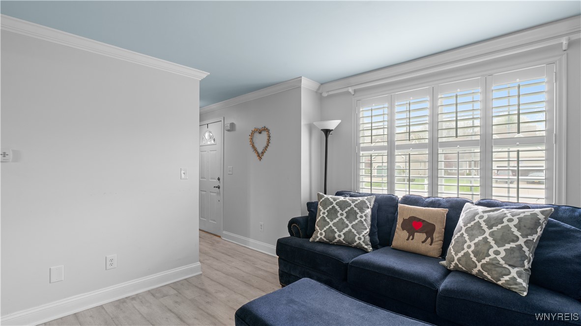 5134 Briercliff Drive, Hamburg, New York image 3