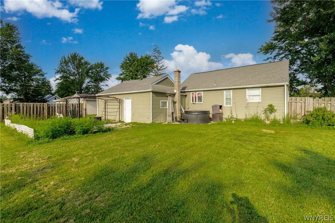 7267 Bear Ridge Rd