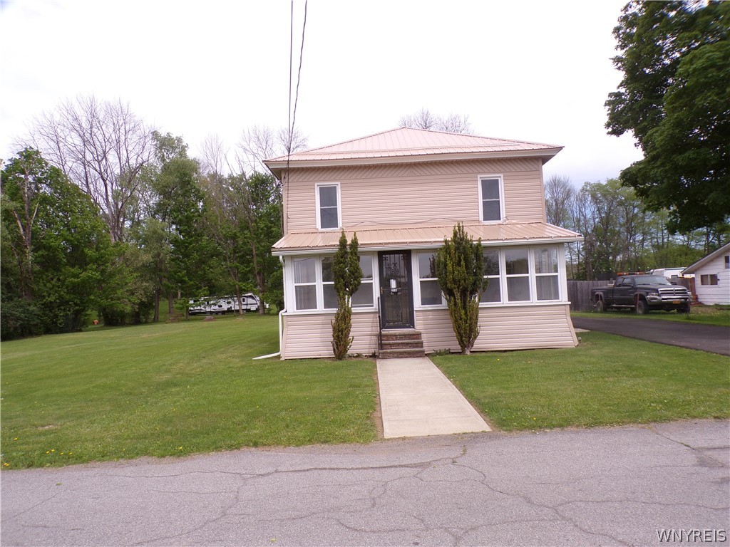 28 Noble Street - Photo 2