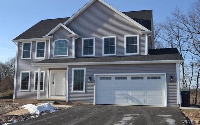 3 Hickory Lane, Lancaster, New York image 1