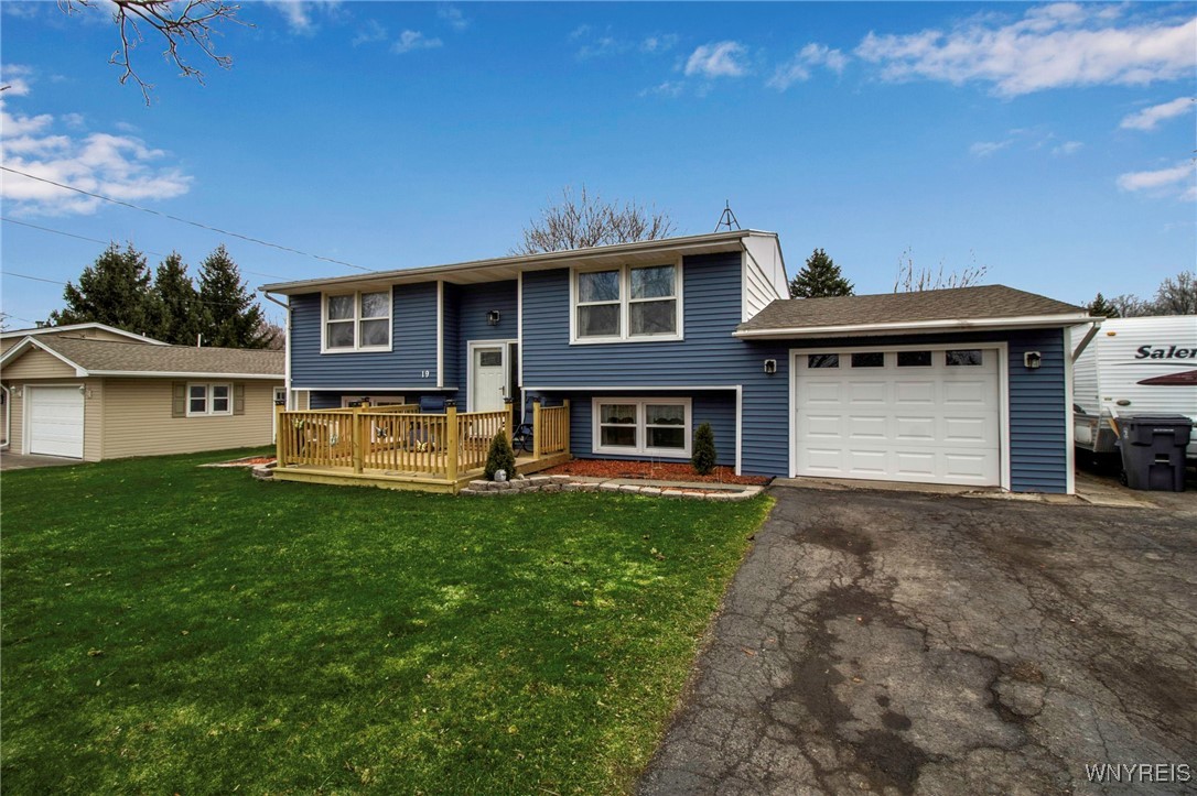 Royalton, New York 14105, United States, 4 Bedrooms Bedrooms, ,2 BathroomsBathrooms,Residential,Active,98891