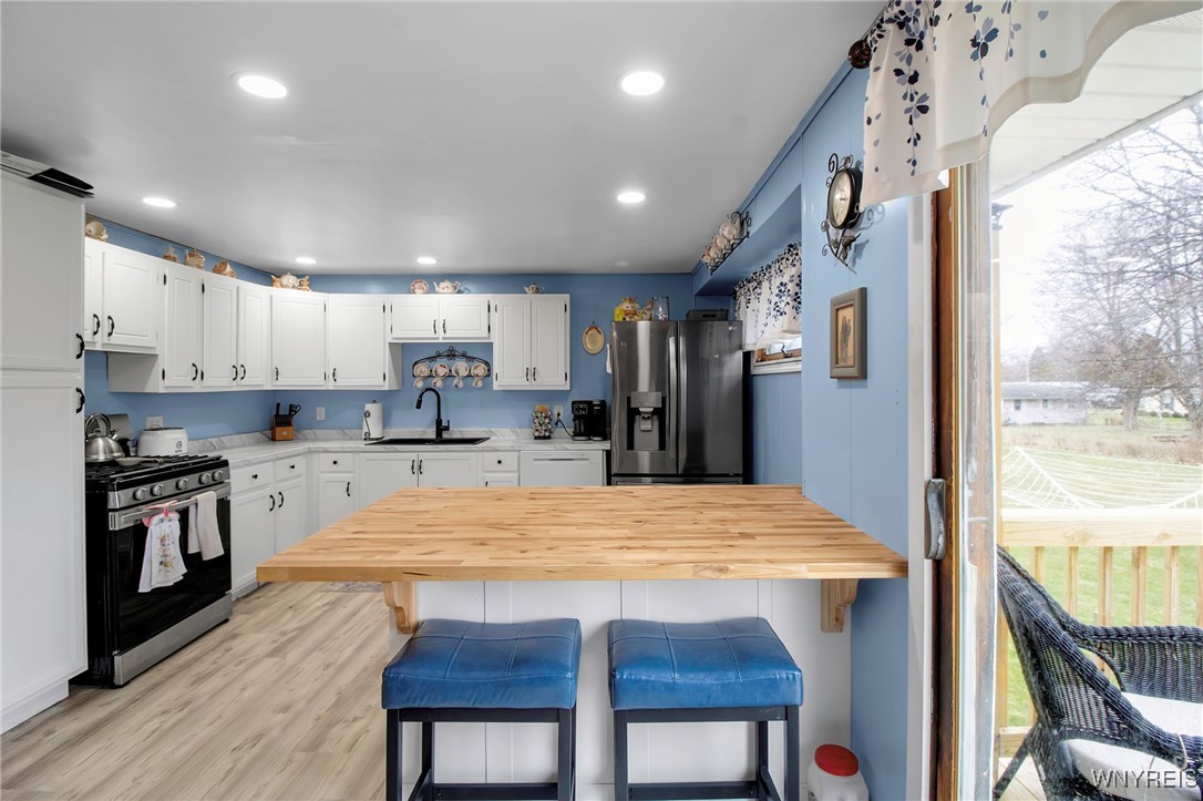 Royalton, New York 14105, United States, 4 Bedrooms Bedrooms, ,2 BathroomsBathrooms,Residential,Active,98891