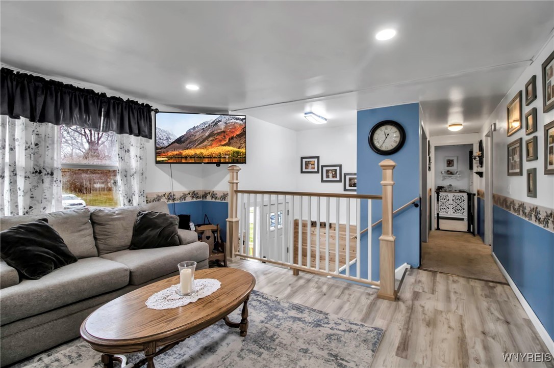 Royalton, New York 14105, United States, 4 Bedrooms Bedrooms, ,2 BathroomsBathrooms,Residential,Active,98891