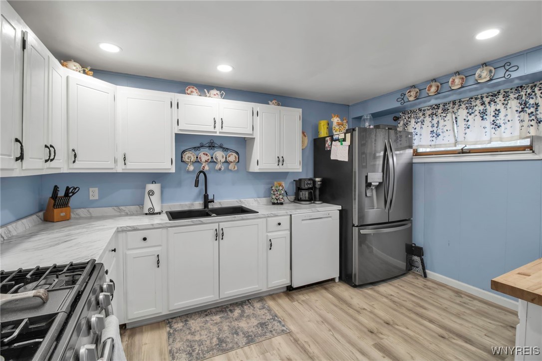 Royalton, New York 14105, United States, 4 Bedrooms Bedrooms, ,2 BathroomsBathrooms,Residential,Active,98891