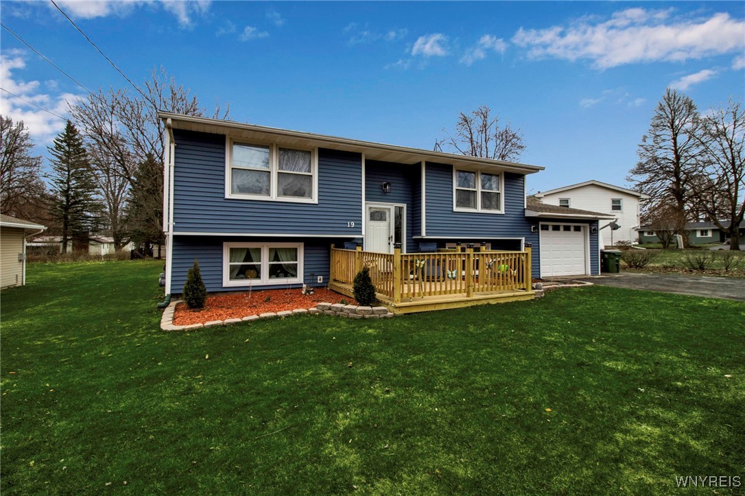 Royalton, New York 14105, United States, 4 Bedrooms Bedrooms, ,2 BathroomsBathrooms,Residential,Active,98891