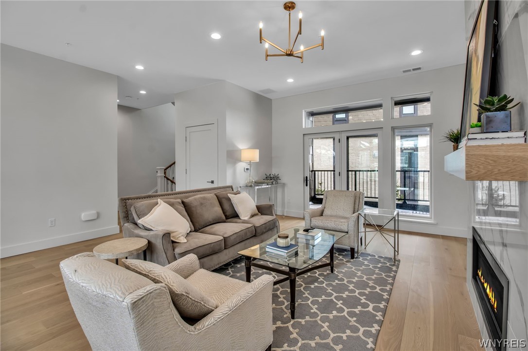 260 Lakefront Boulevard