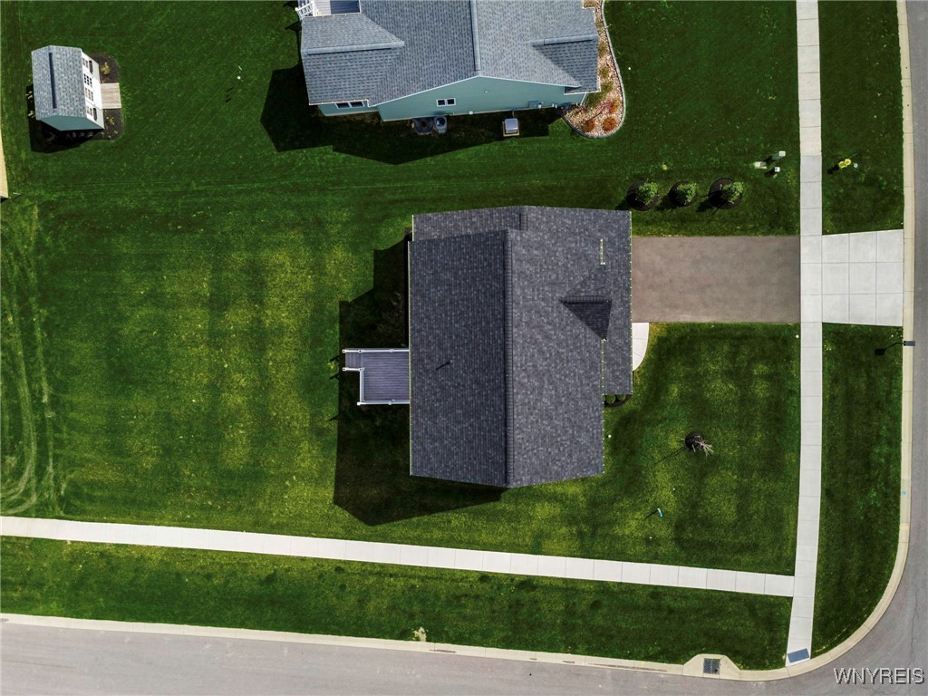 5475 Cooper Ridge, Hamburg, New York image 4