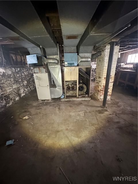 Tiny photo for 229 Sprenger Avenue, Buffalo, NY 14211 (MLS # B1660178)