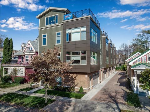Photo of 197 W Utica Street #3, Buffalo, NY 14222 (MLS # B1469970)
