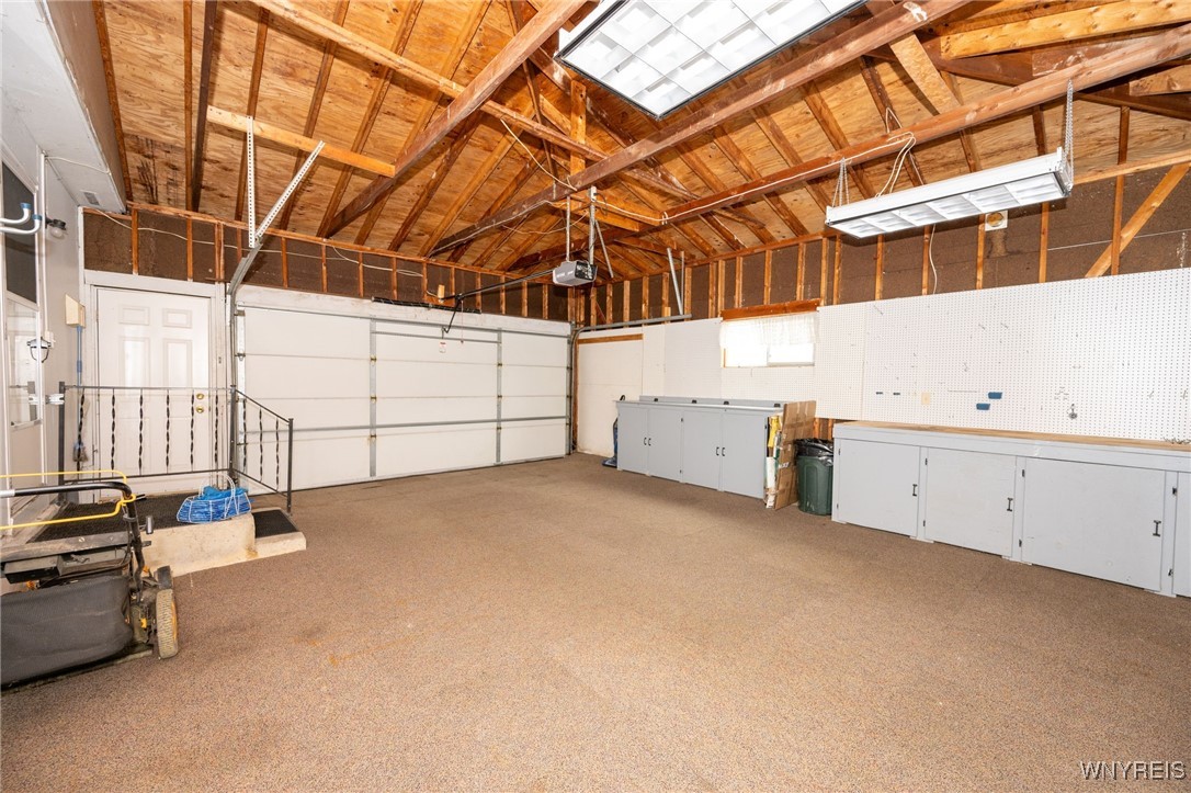 4219 Robin Lane, Hamburg, New York image 30