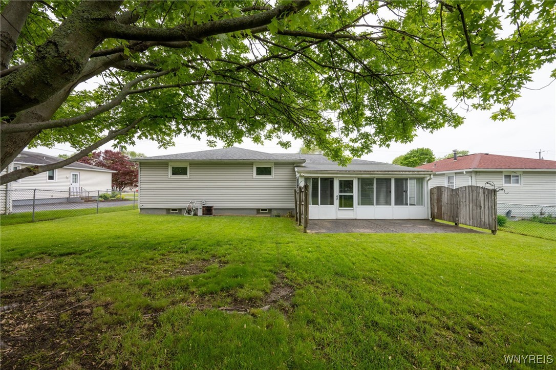 4219 Robin Lane, Hamburg, New York image 37