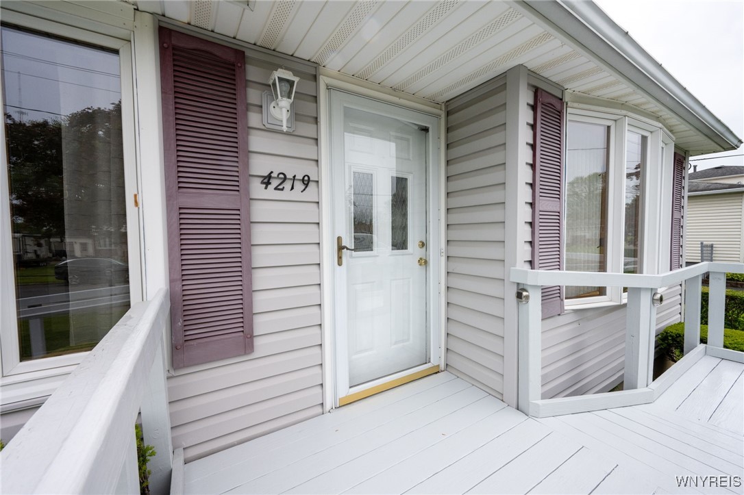 4219 Robin Lane, Hamburg, New York image 5