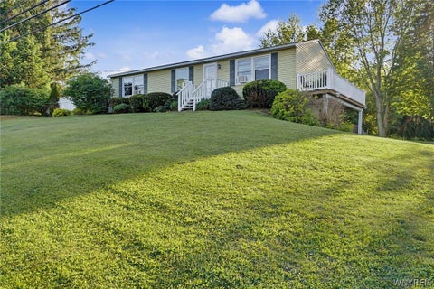 Homes For Sale - 11171 Maple Grove Road<br/> Freedom, NY 14065