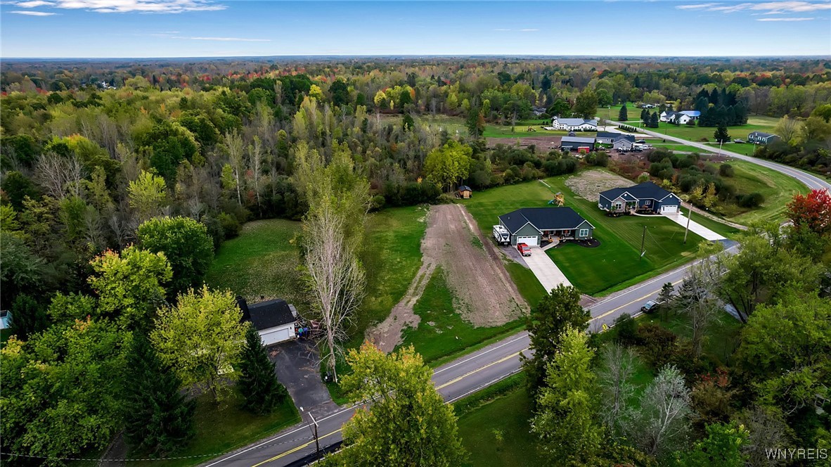 9317 Tonawanda Creek Road S