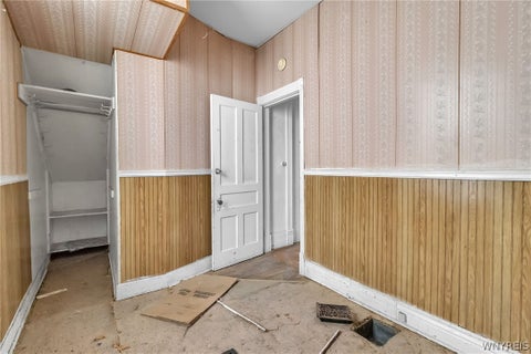 Tiny photo for 162 Normal Avenue, Buffalo, NY 14213 (MLS # B1690321)