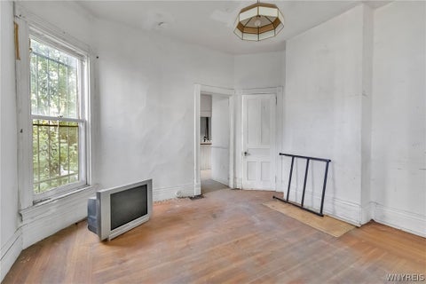 Tiny photo for 162 Normal Avenue, Buffalo, NY 14213 (MLS # B1690321)