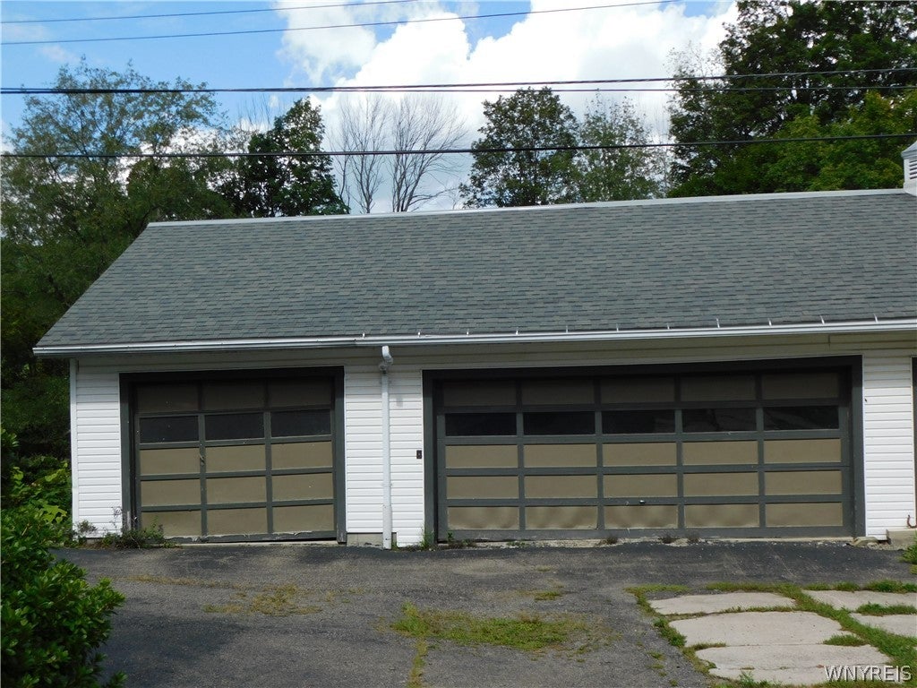 85 W Main Street