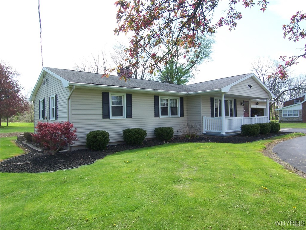 6440 Main Road, Stafford, New York image 2
