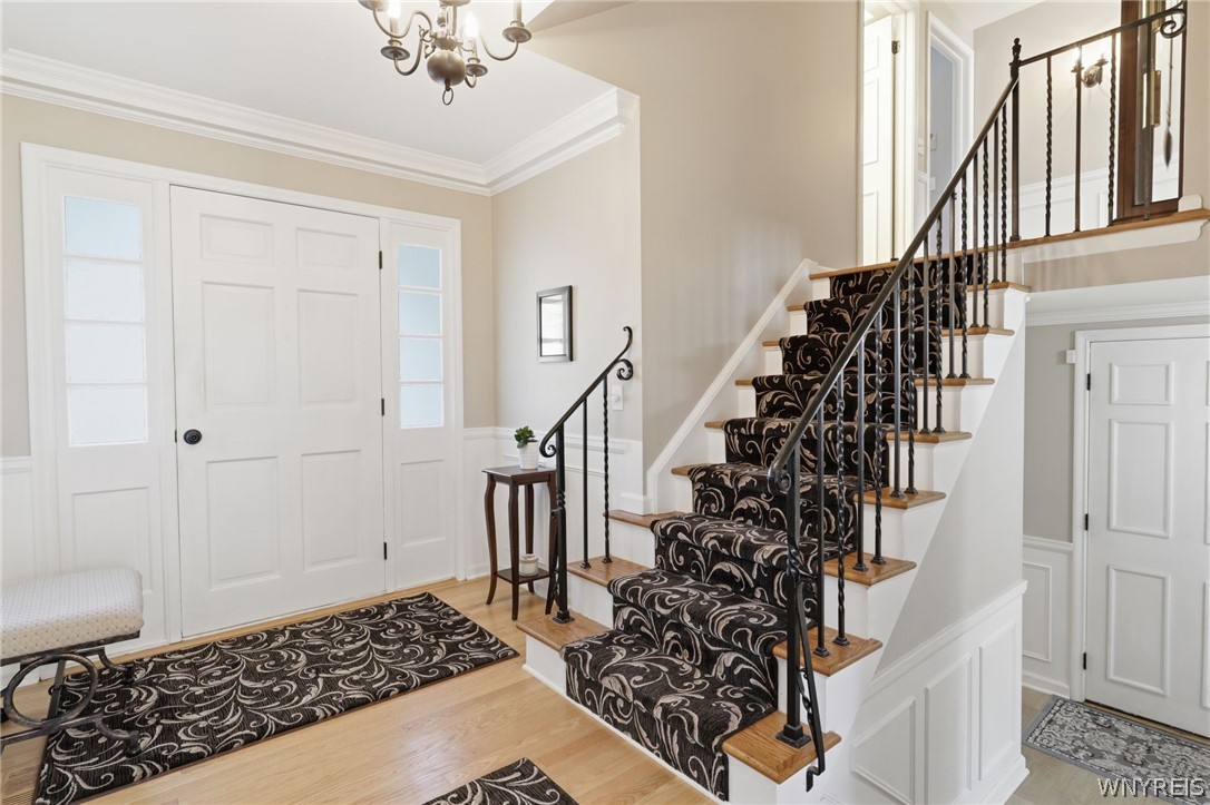 186 Bridle Path