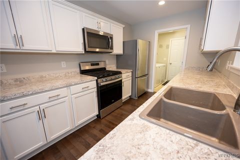 Tiny photo for 4 Denton Drive, Lancaster, NY 14086 (MLS # B1655684)