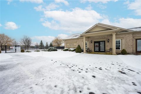 Tiny photo for 4 Denton Drive, Lancaster, NY 14086 (MLS # B1655684)