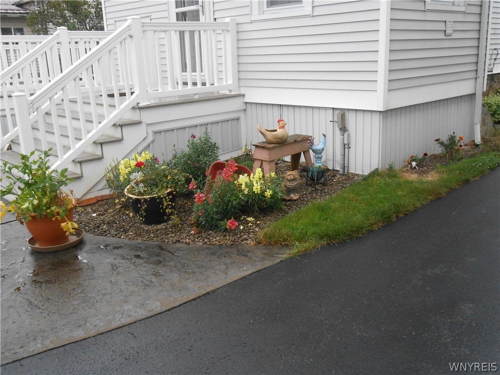 6130 Main Road