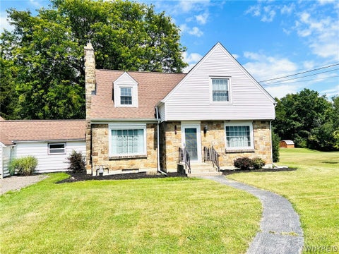 Homes For Sale - 6667 Taylor Road<br/> Hamburg, NY 14075