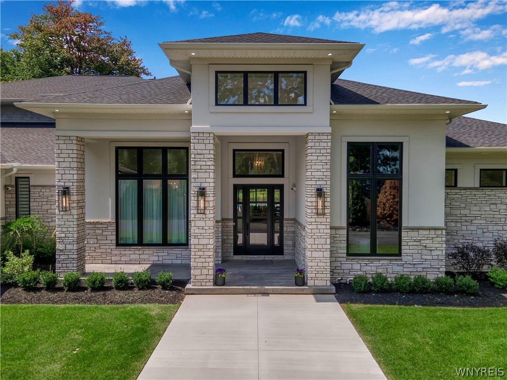 200 Paradise Road