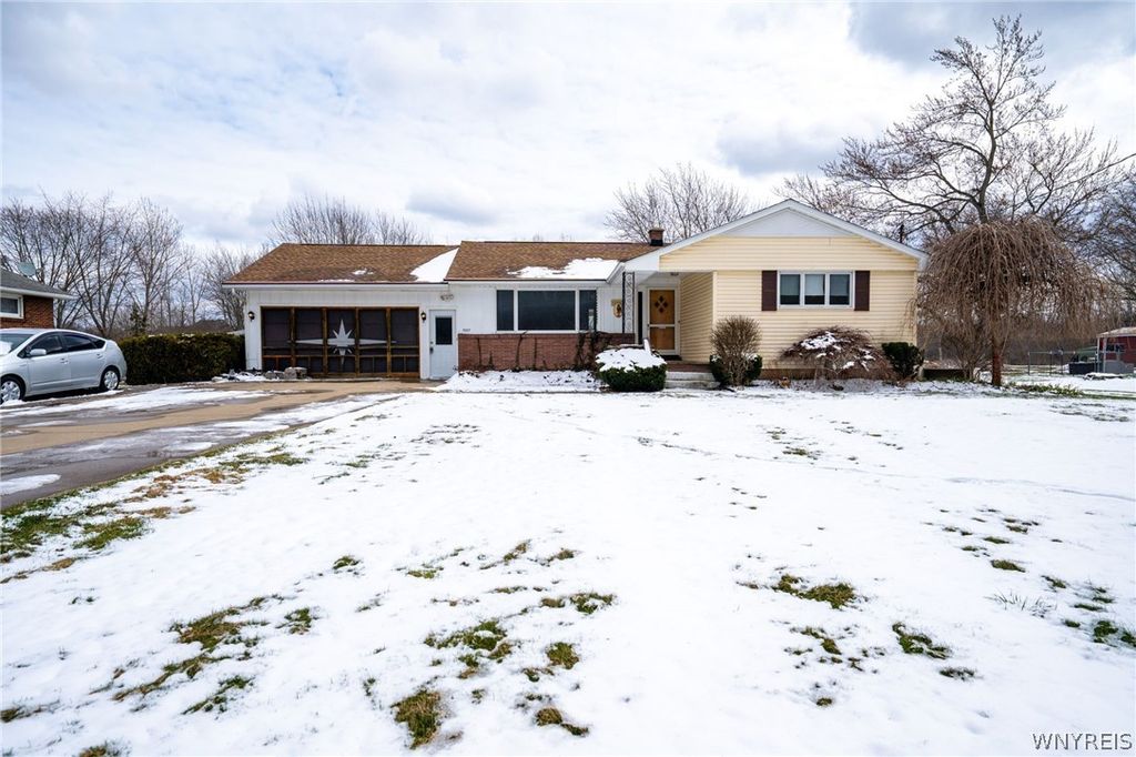 Photo of 7337 Bear Ridge Road, Pendleton, NY 14120 (MLS # B1667385)