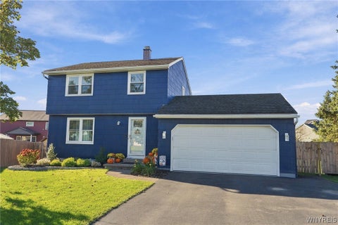 Tiny photo for 22 Petersbrook Circle, Lancaster, NY 14086 (MLS # B1724241)